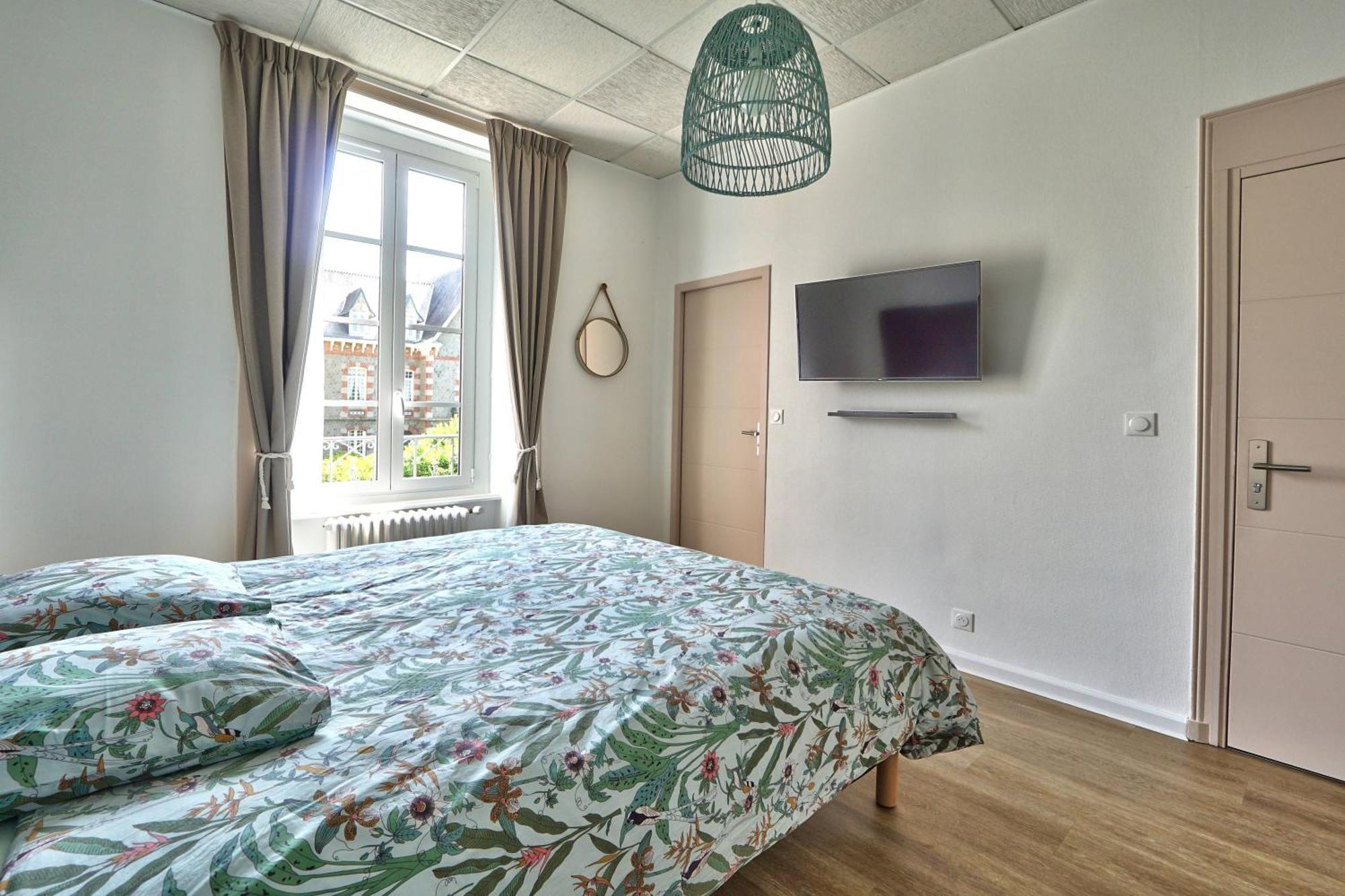 Auberge Ti'Gousket Guingamp Zimmer foto